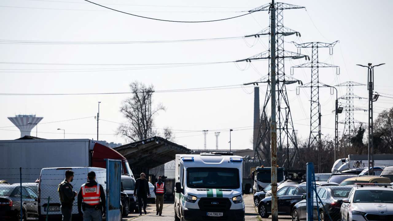 Return of seized Ukrainian cash-in-transit vehicles, in Budapest