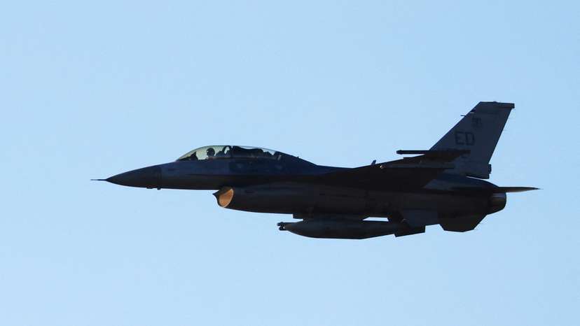 First flight of the United States Air Force's B-21 "Raider\