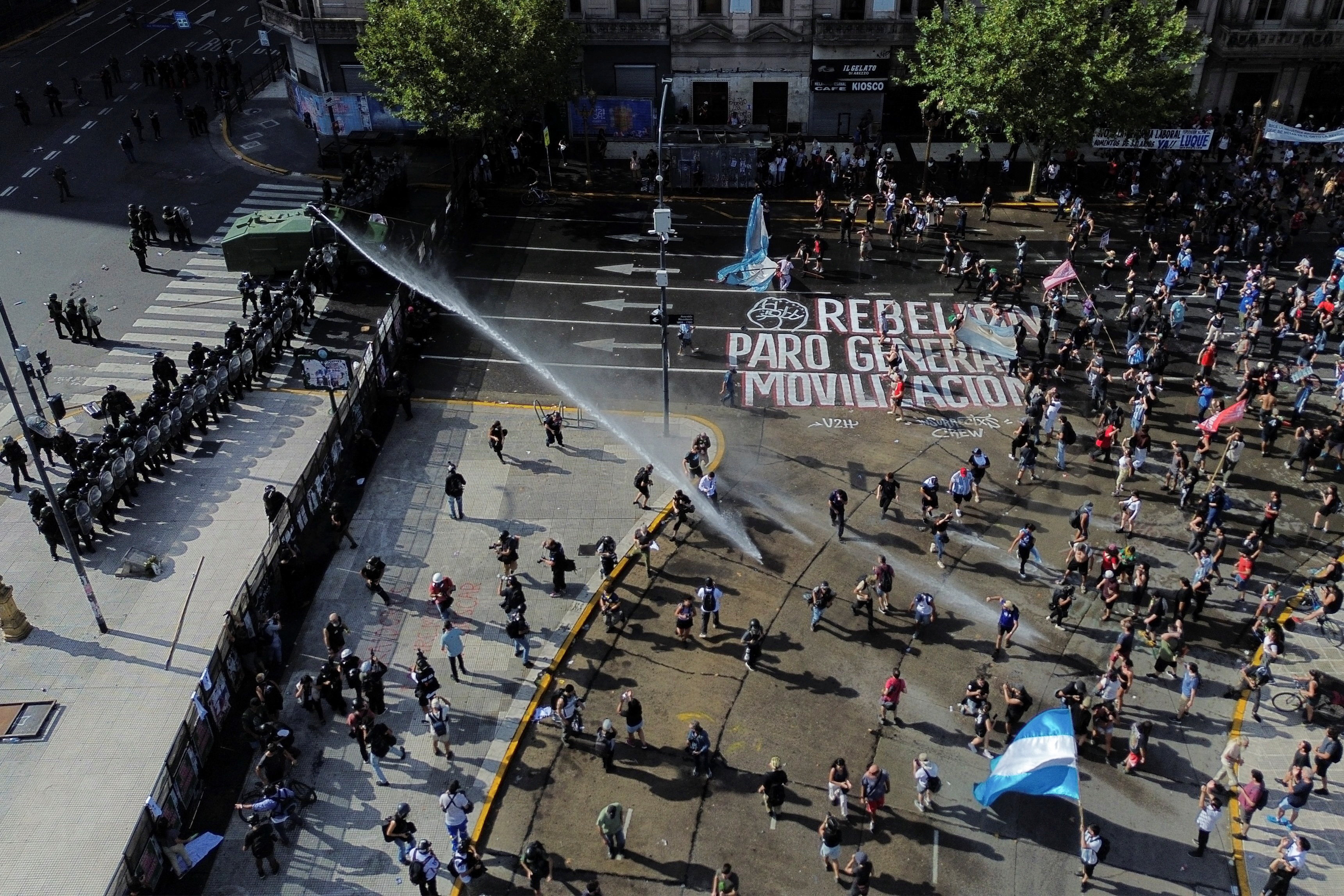 Argentine lawmakers debate labor reforms amid protests, in Buenos Aires