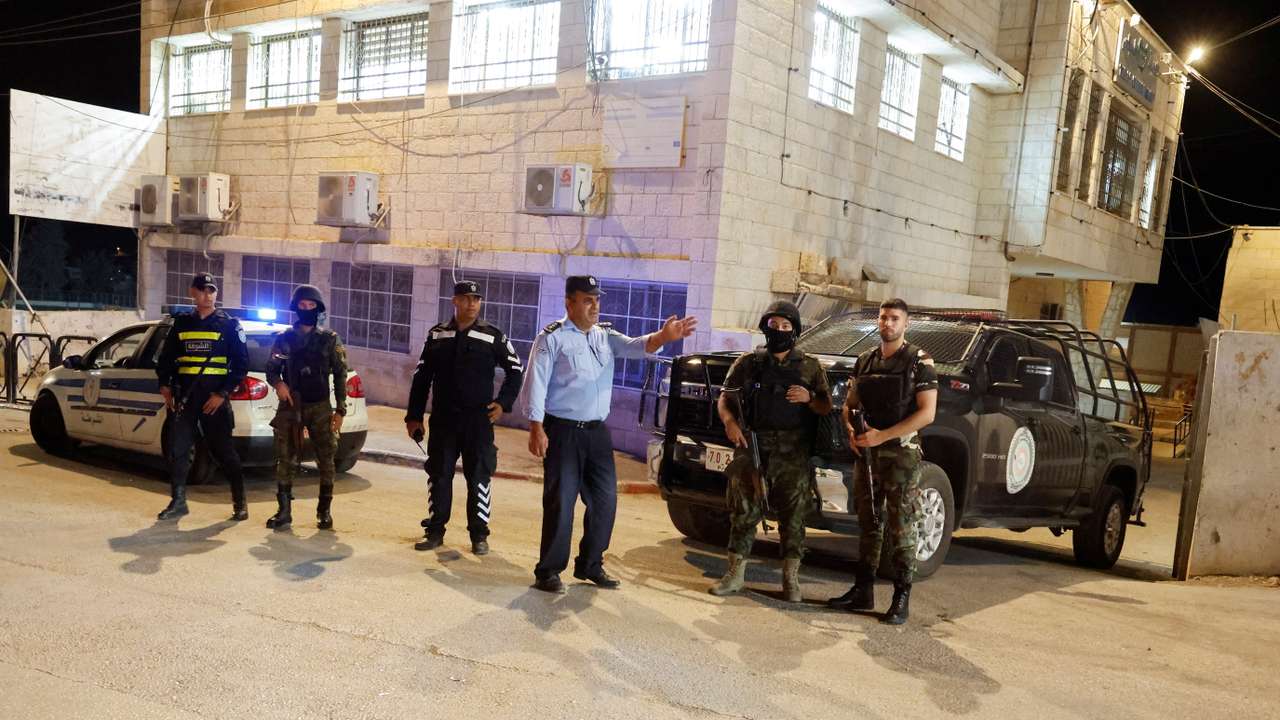 In West Bank, a Palestinian crackdown draws militant ire