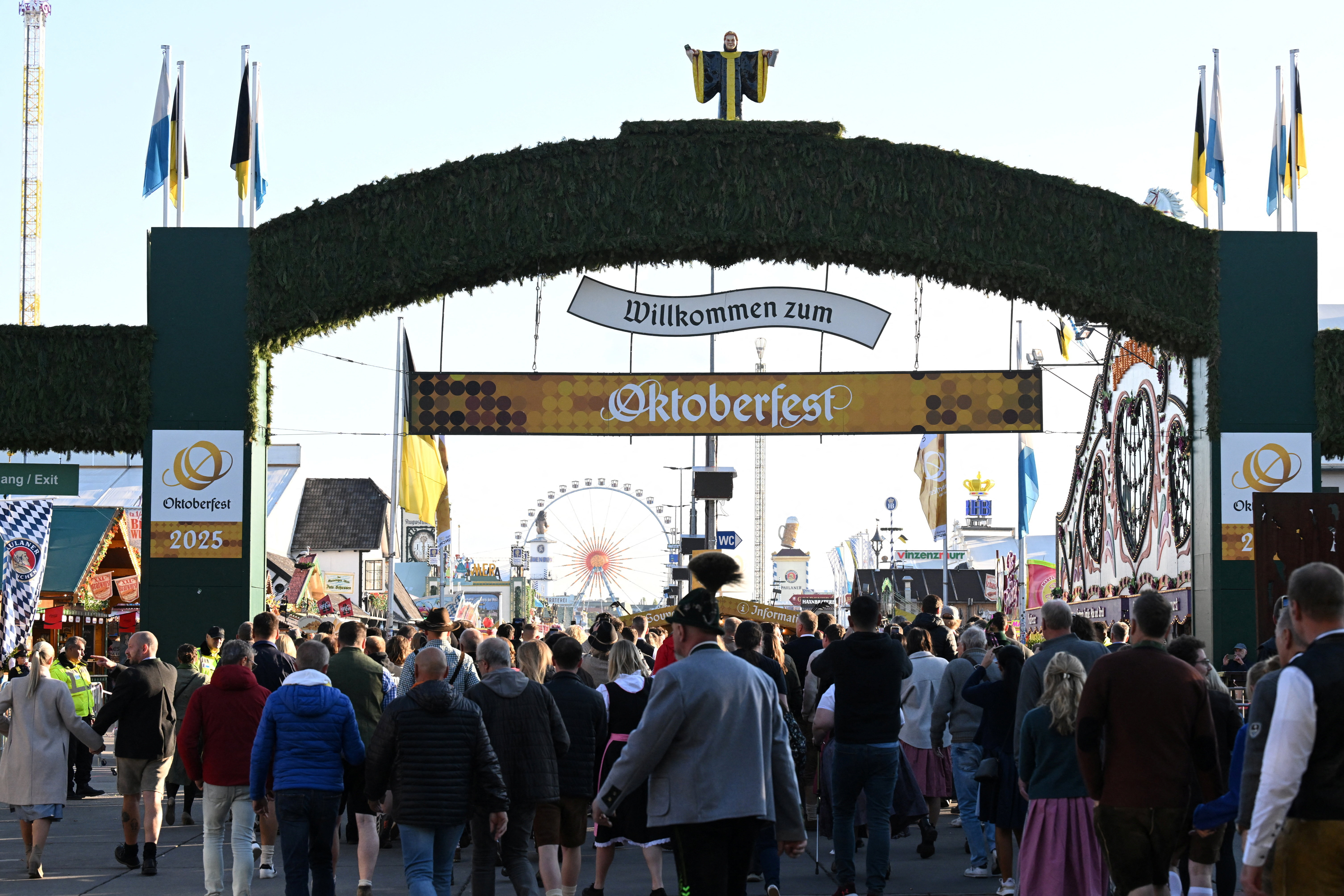 Germany's Oktoberfest to reopen after bomb scare in Munich