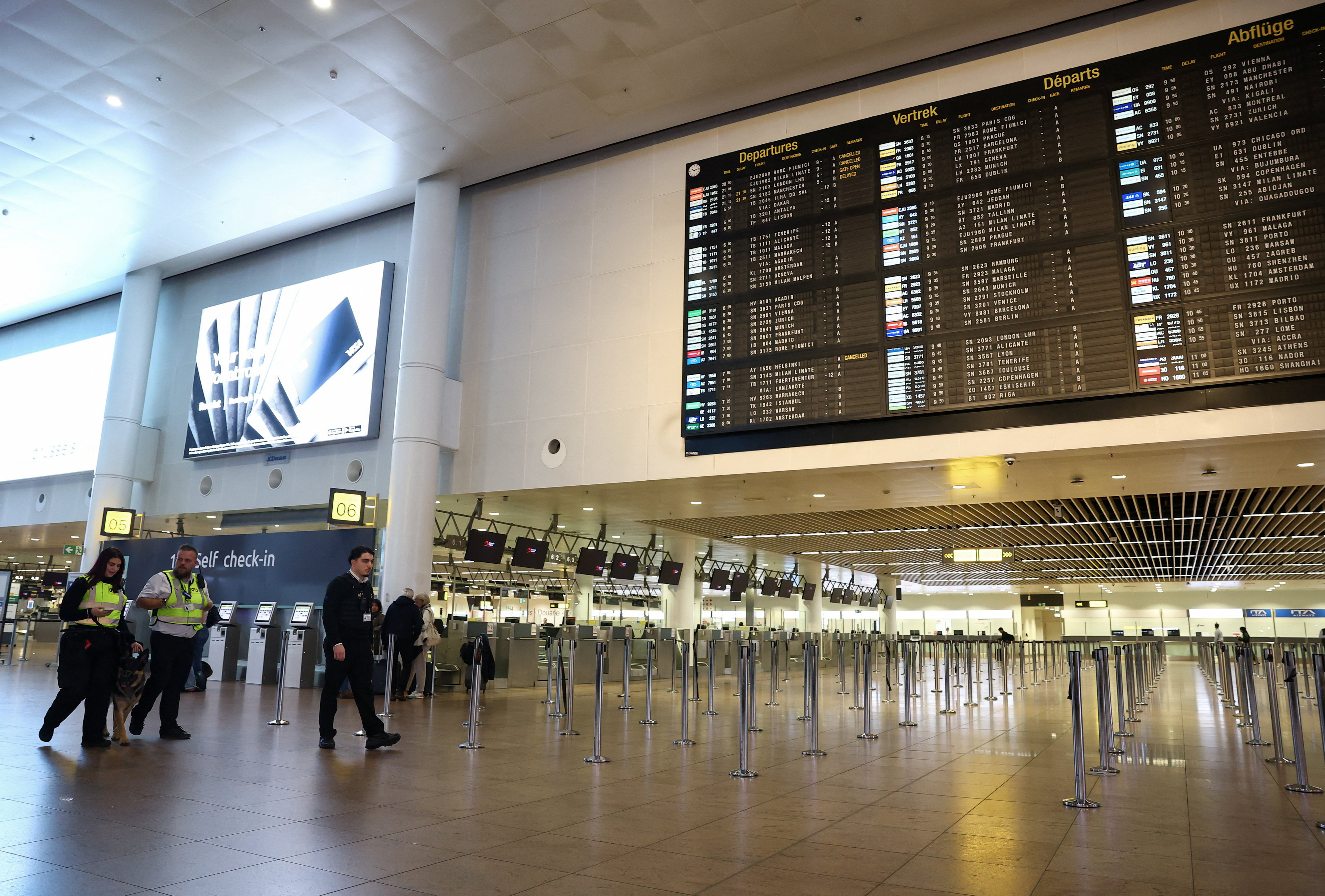 Brussels Airport closed after reported sighting of drone