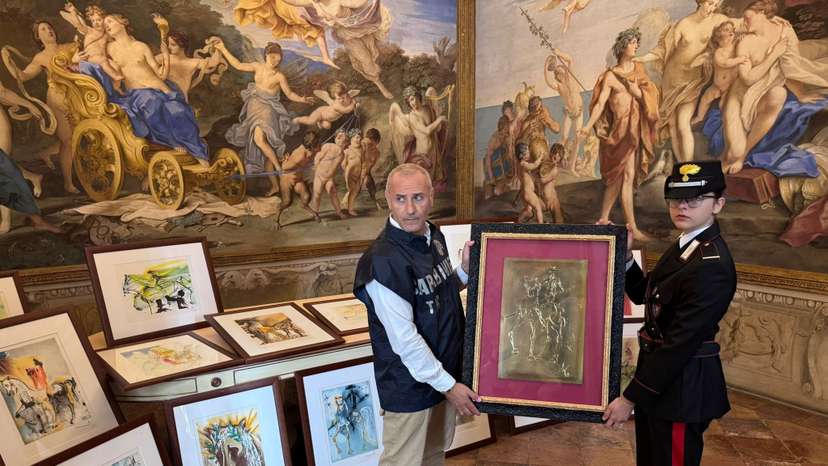 Carabinieri raid Dali exhibition says works on display were fake