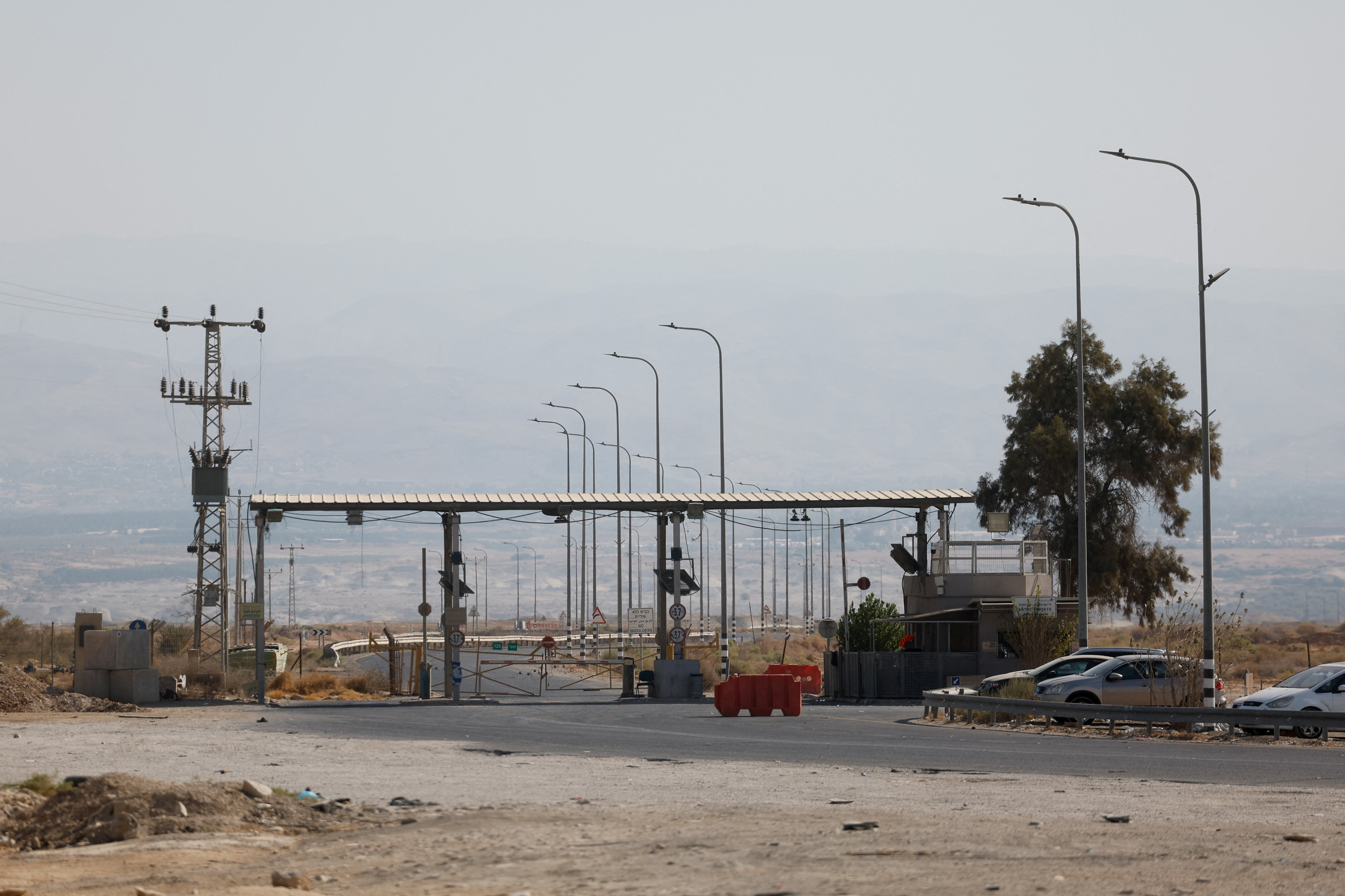 Allenby Bridge Crossing between West Bank and Jordan is closed