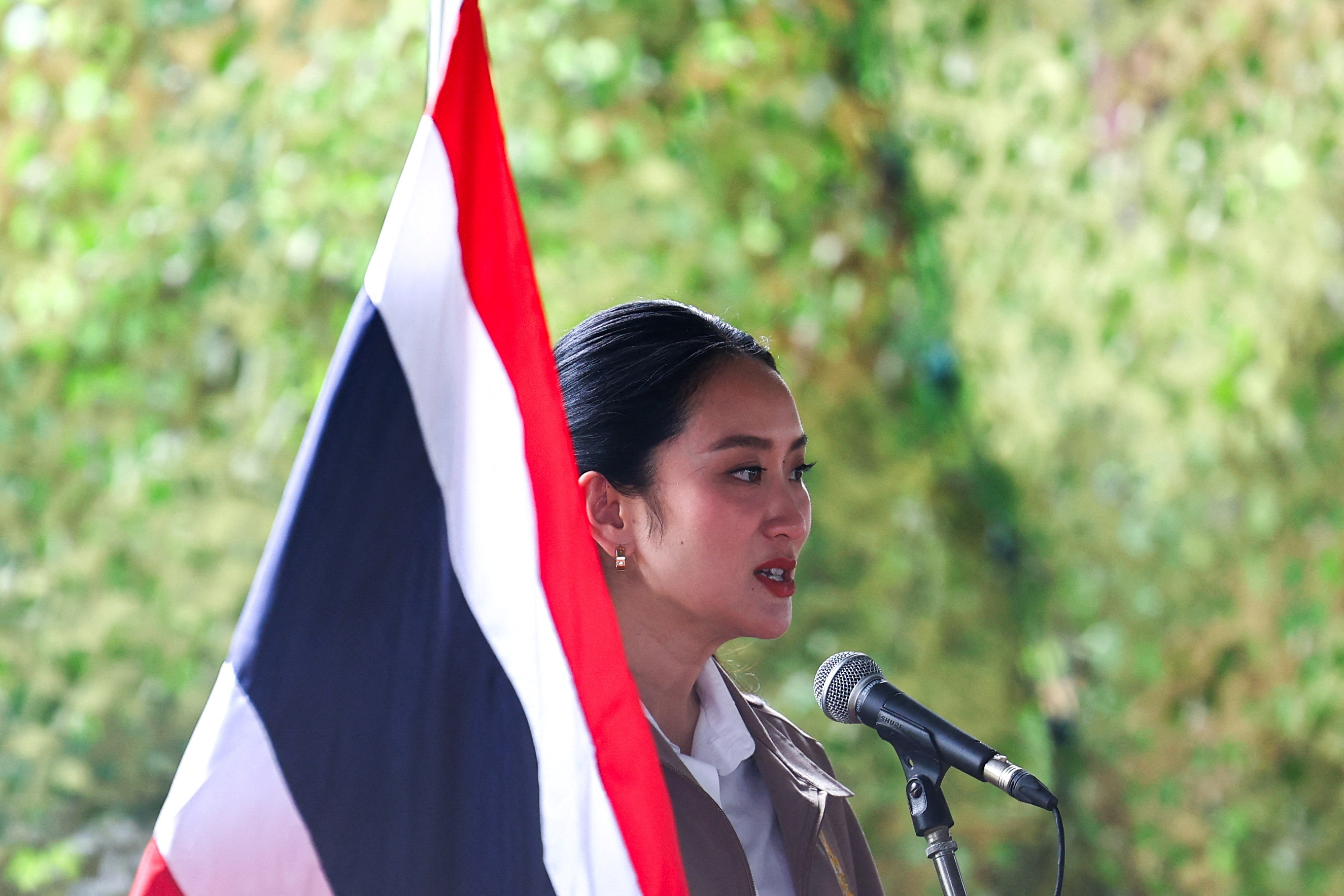 Thai PM Shinawatra visits disputed border as tensions simmer
