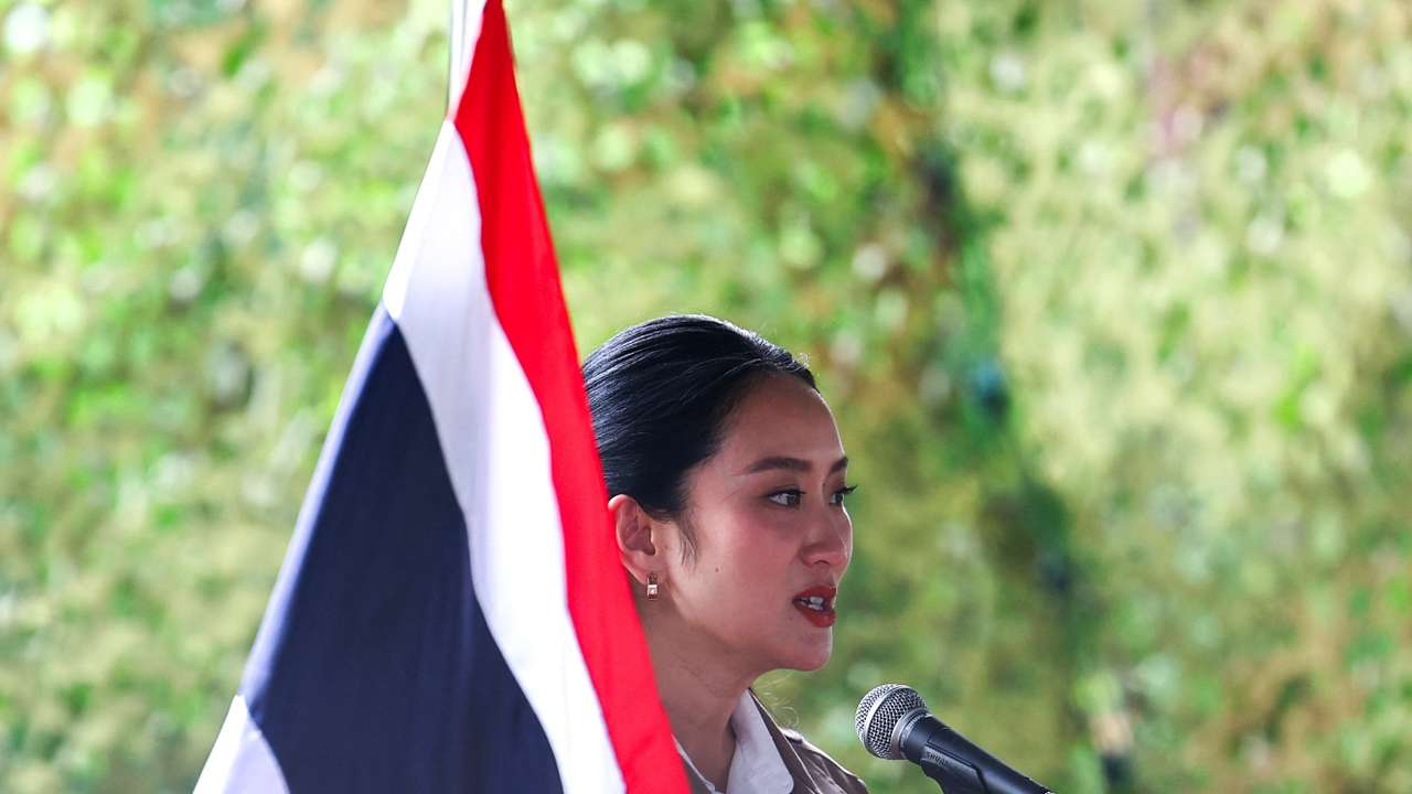 Thai PM Shinawatra visits disputed border as tensions simmer