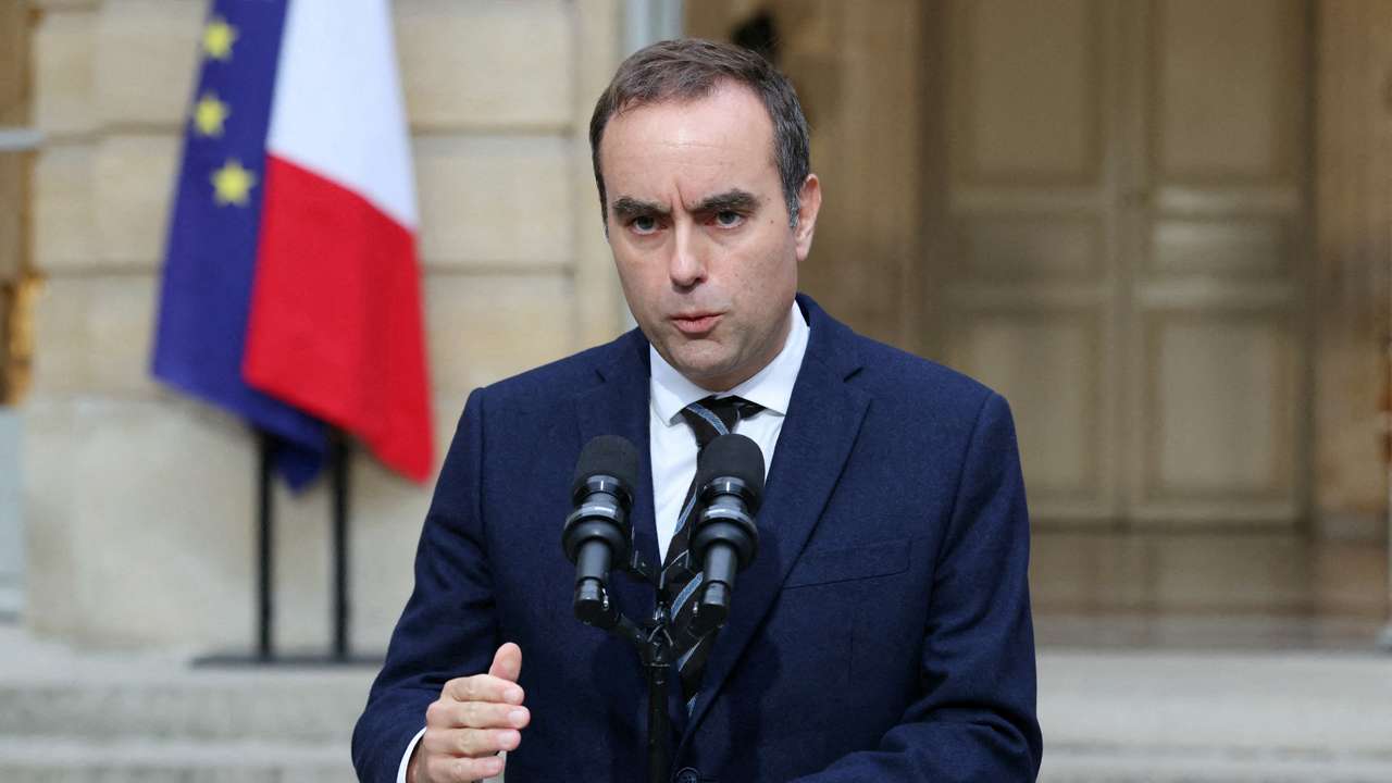 FILE PHOTO: French PM Lecornu meets French political parties in Paris
