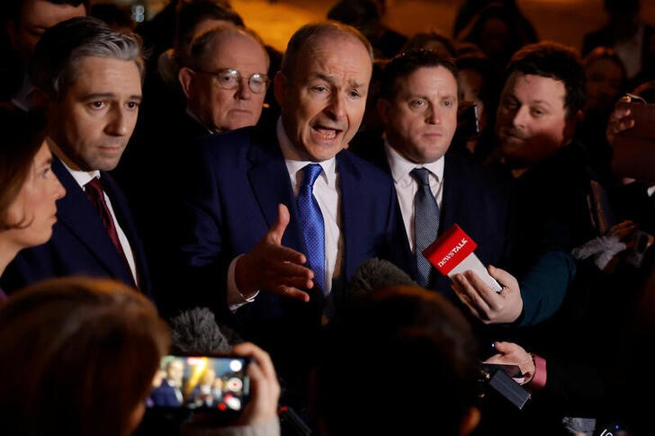 Parliament adjourned without nominating a new taoiseach (Prime Minister), in Dublin