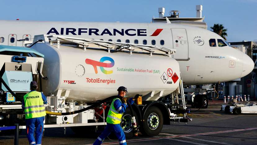 FILE PHOTO: Air France aircraft operated with SAF refuels at Nice airport