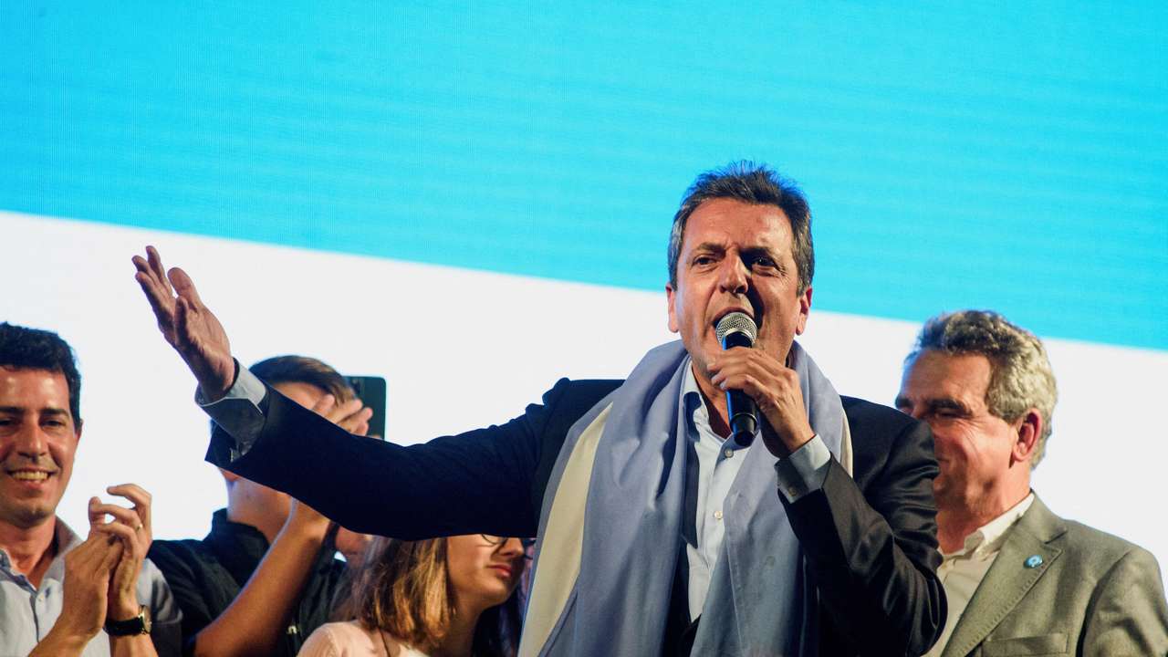 FILE PHOTO: Argentina's presidential election