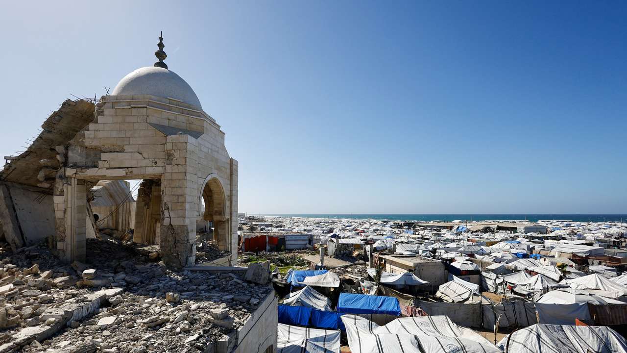 Mosque destroyed during the two-year Israeli offensives in Gaza