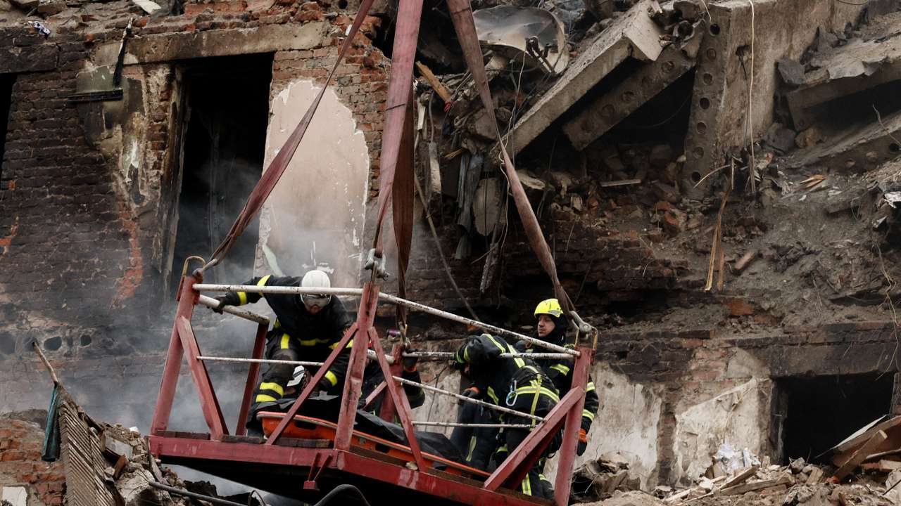 Aftermath of a Russian missile attack on an apartment building, in Ternopil