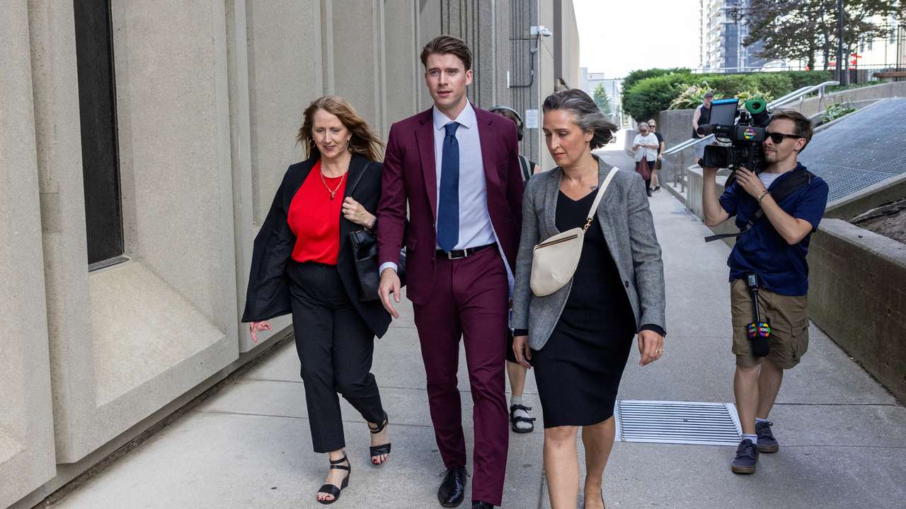 Sexual assault trial against five teammates on Canada's 2018 gold medal-winning world junior hockey team