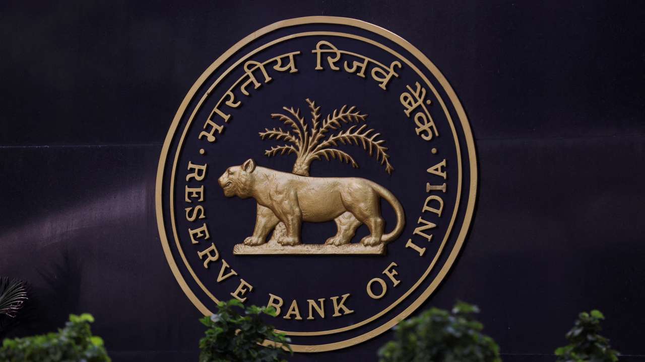 FILE PHOTO: A Reserve Bank of India (RBI) logo is seen inside its headquarters in Mumbai