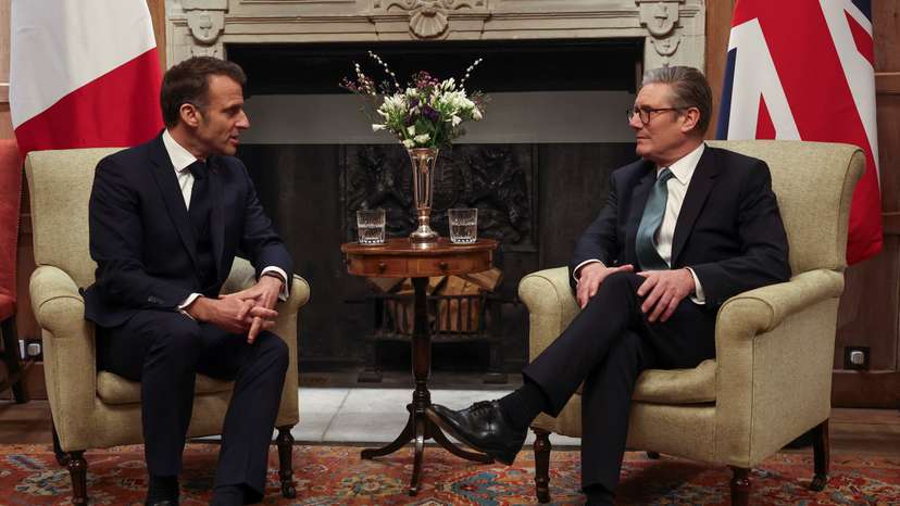 British PM Starmer meets French President Macron at Chequers