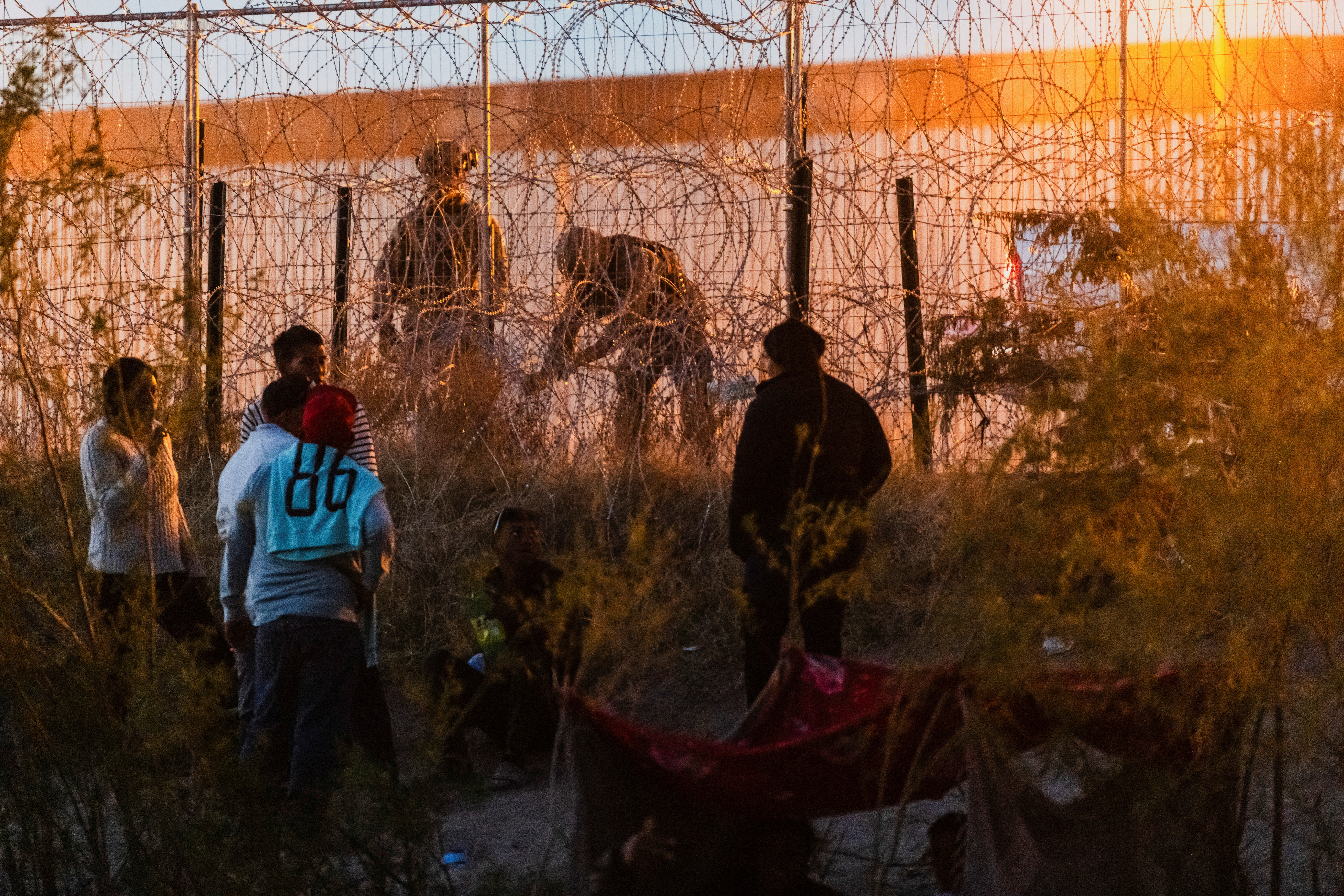 U.S. Supreme Court allows Texas law on suspected illegal immigrants to take effect