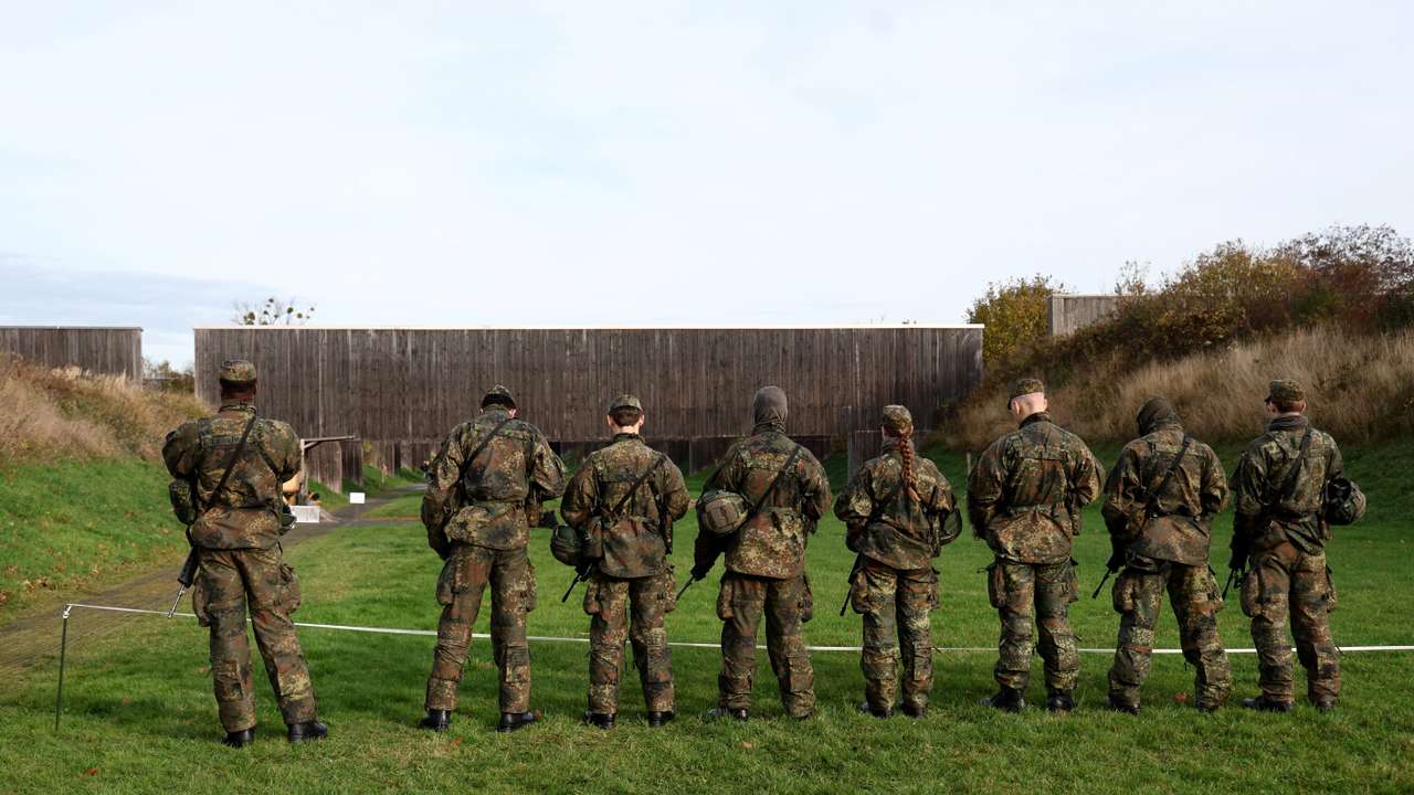 German army displays new military training