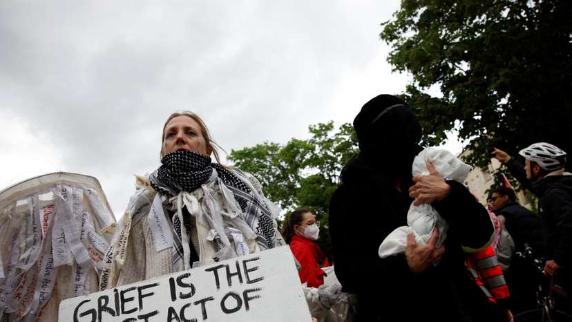 Pro-Palestinian demonstrators protest against Israel to mark the 77th anniversary of the "Nakba" or catastrophe, in Berlin