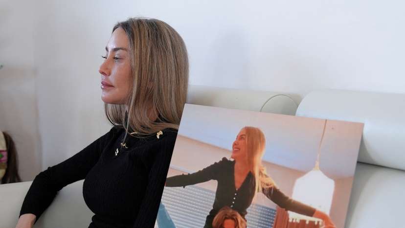 Parents of 17-year-old Trystan Pidoux, who died in the bar fire at the Swiss ski resort of Crans-Montana last month, give an interview in Pully