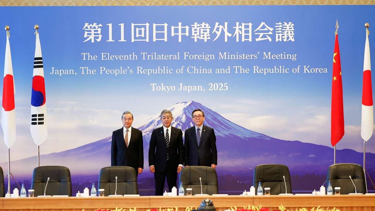 11th Trilateral Foreign Minister’s Meeting (Japan-China-ROK) in Tokyo