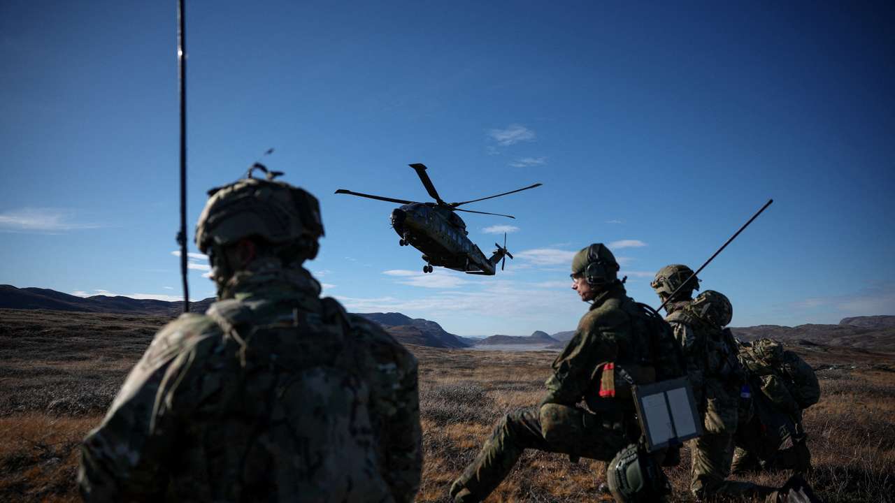 Military drills in Greenland