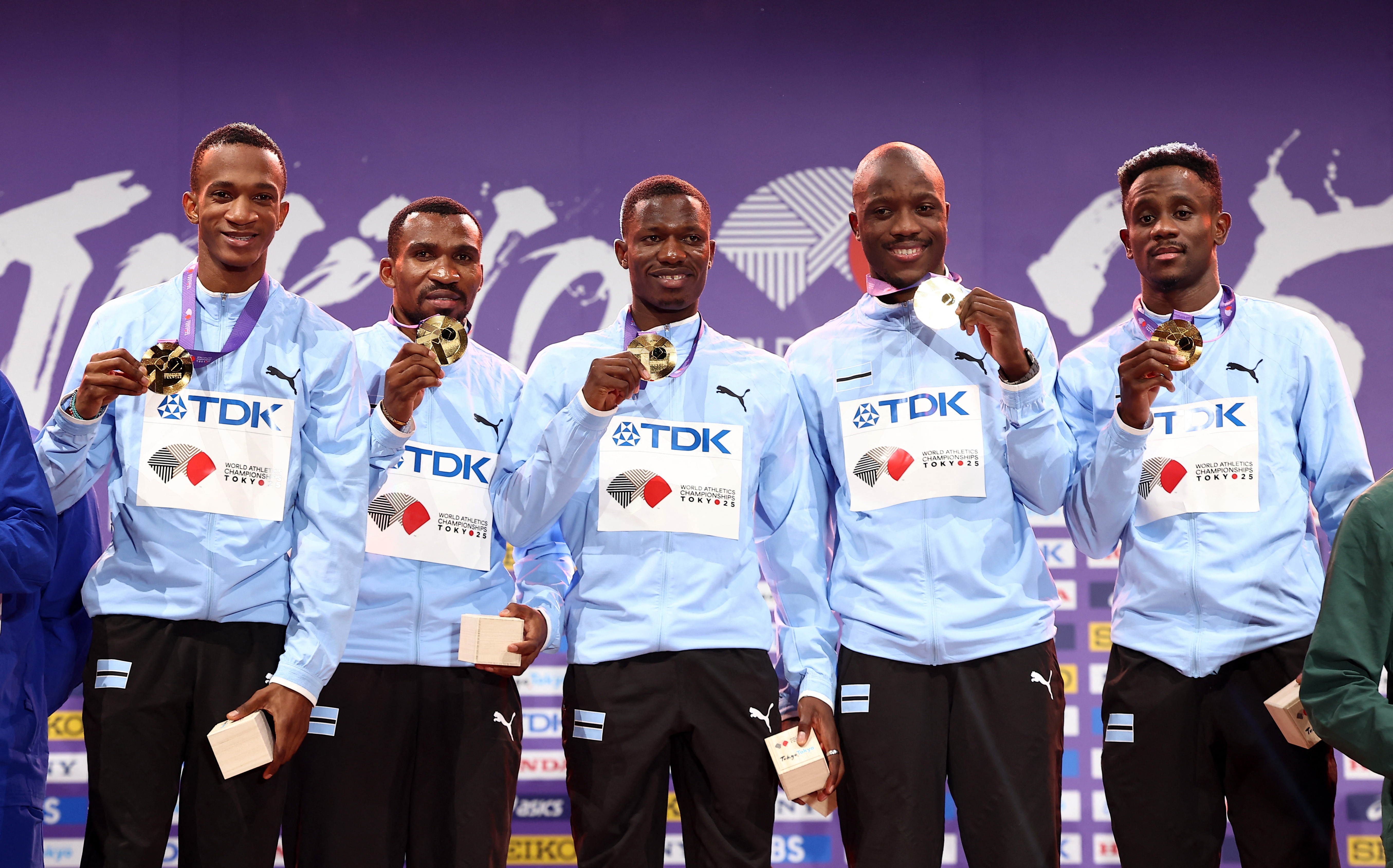 Men's 4 x 400m Relay Medal Ceremony