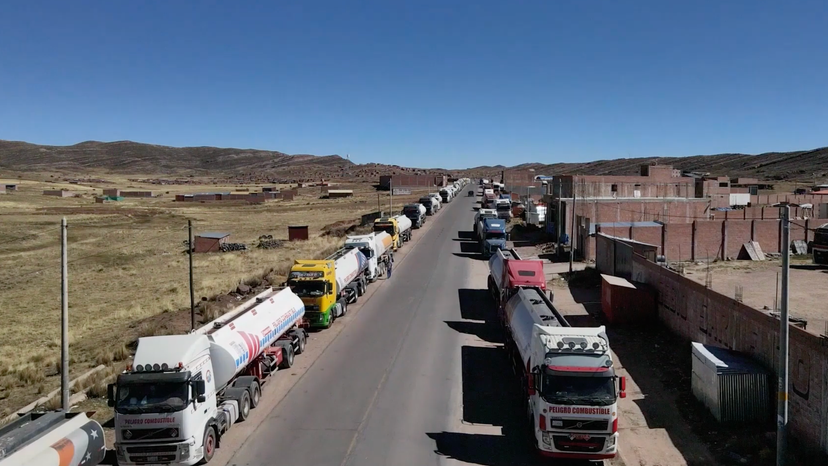 Stranded trucks at Bolivia-Peru border