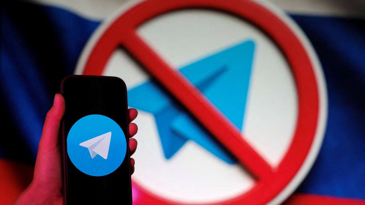 FILE PHOTO: Illustration of Telegram logo