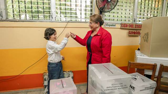 Honduran President Xiomara Castro casts her vote in Catacamas