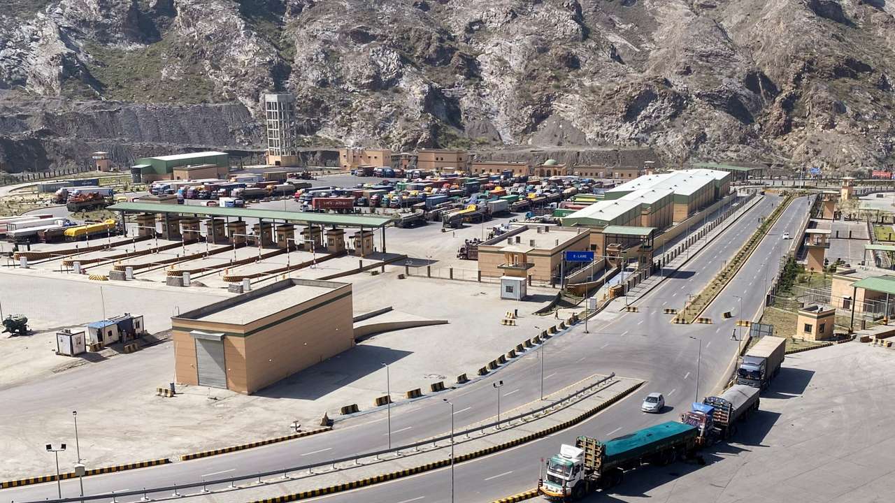 Pakistan closes border with Afghanistan following exchanges of fire, in Torkham