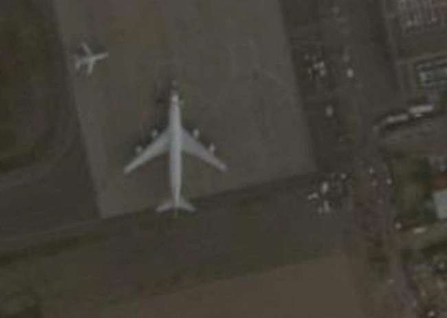Satellite image showing what analysts said was a Boeing 747 at Port Sudan airport