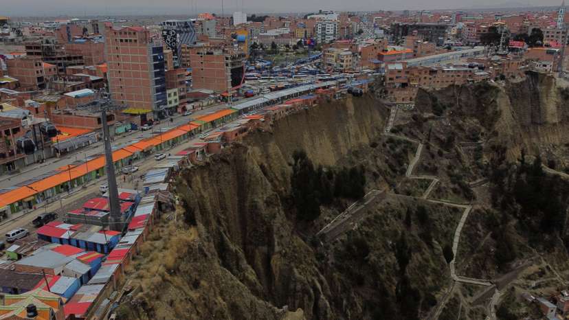 Life on the edge in Bolivia's gravity-defying "suicide homes", in El Alto