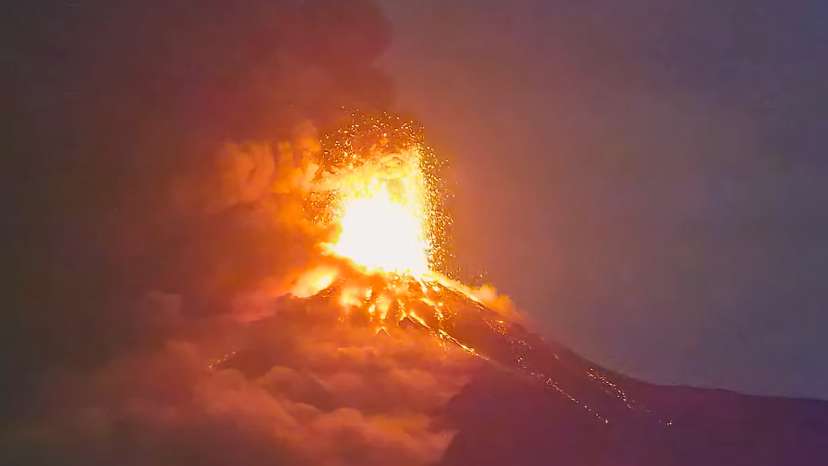 vulcao-guatemala-erupção