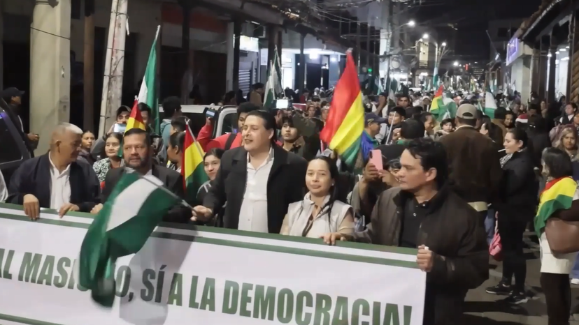 Bolivia protesters march for democracy amid ongoing crisis
