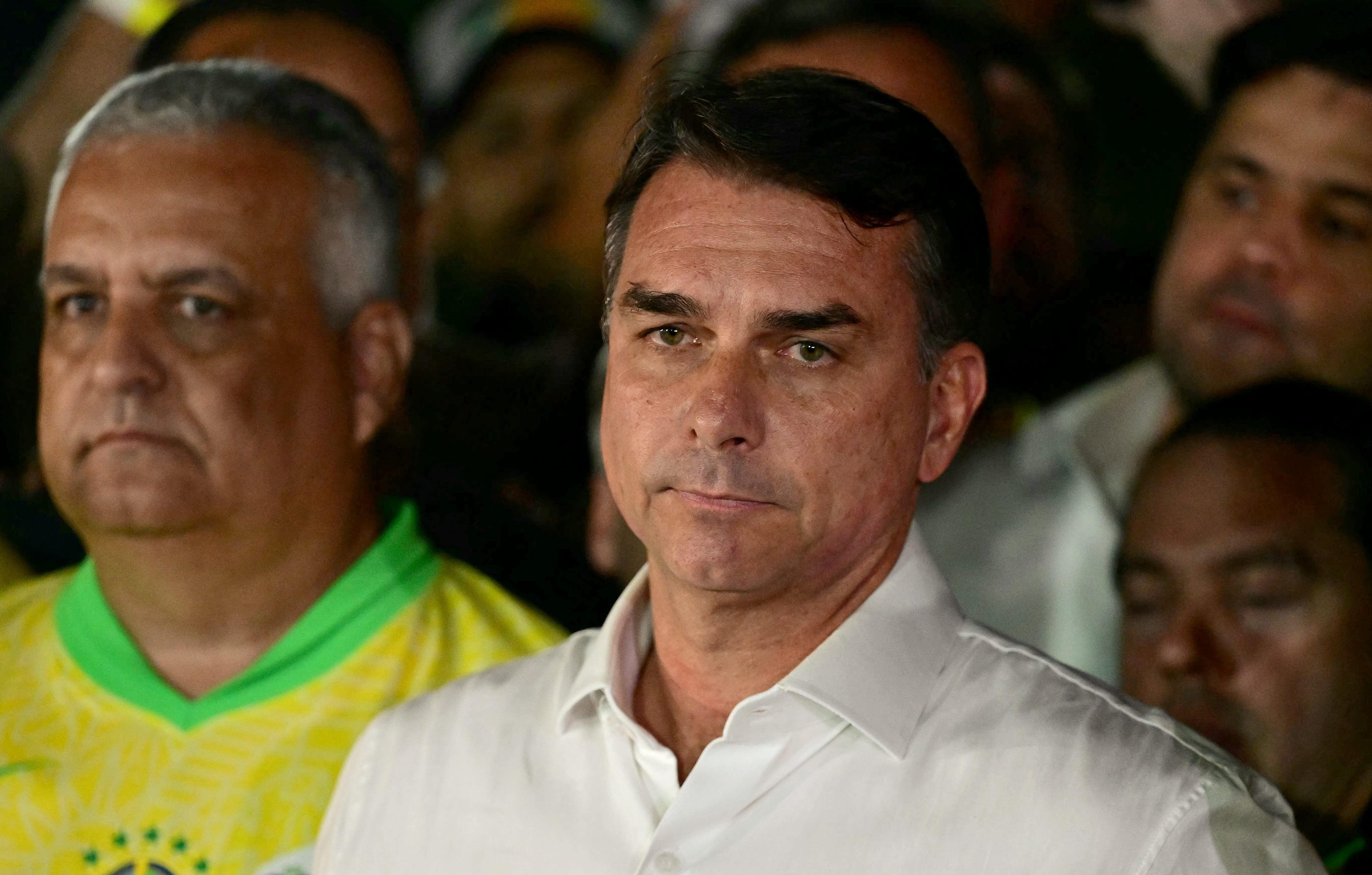 Flávio Bolsonaro (PL) na noite de domingo, 25, em primeira manifestação pública após derrota para o presidente Lula (PT) no segundo turno da eleição