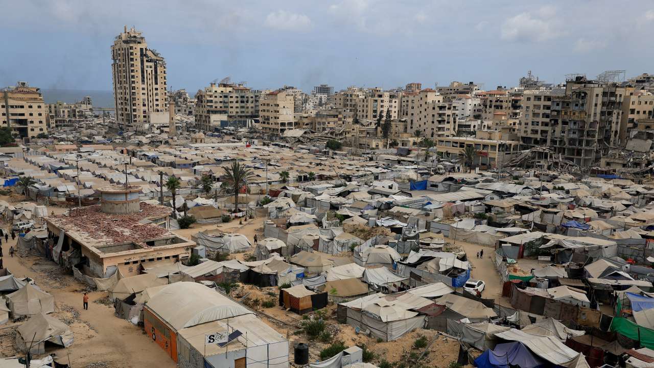 Displaced Palestinians shelter in tents in Gaza City