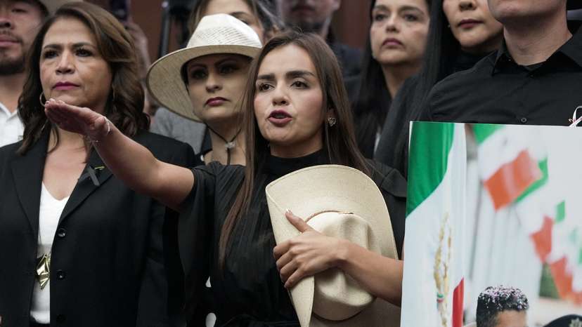 Wife of assassinated Mexican mayor assumes his office, vows to fight cartels