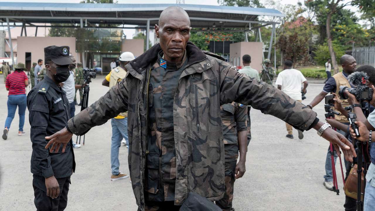 FILE PHOTO: M23 rebels escort FDLR to Rwandan border for repatriation after capture in Goma