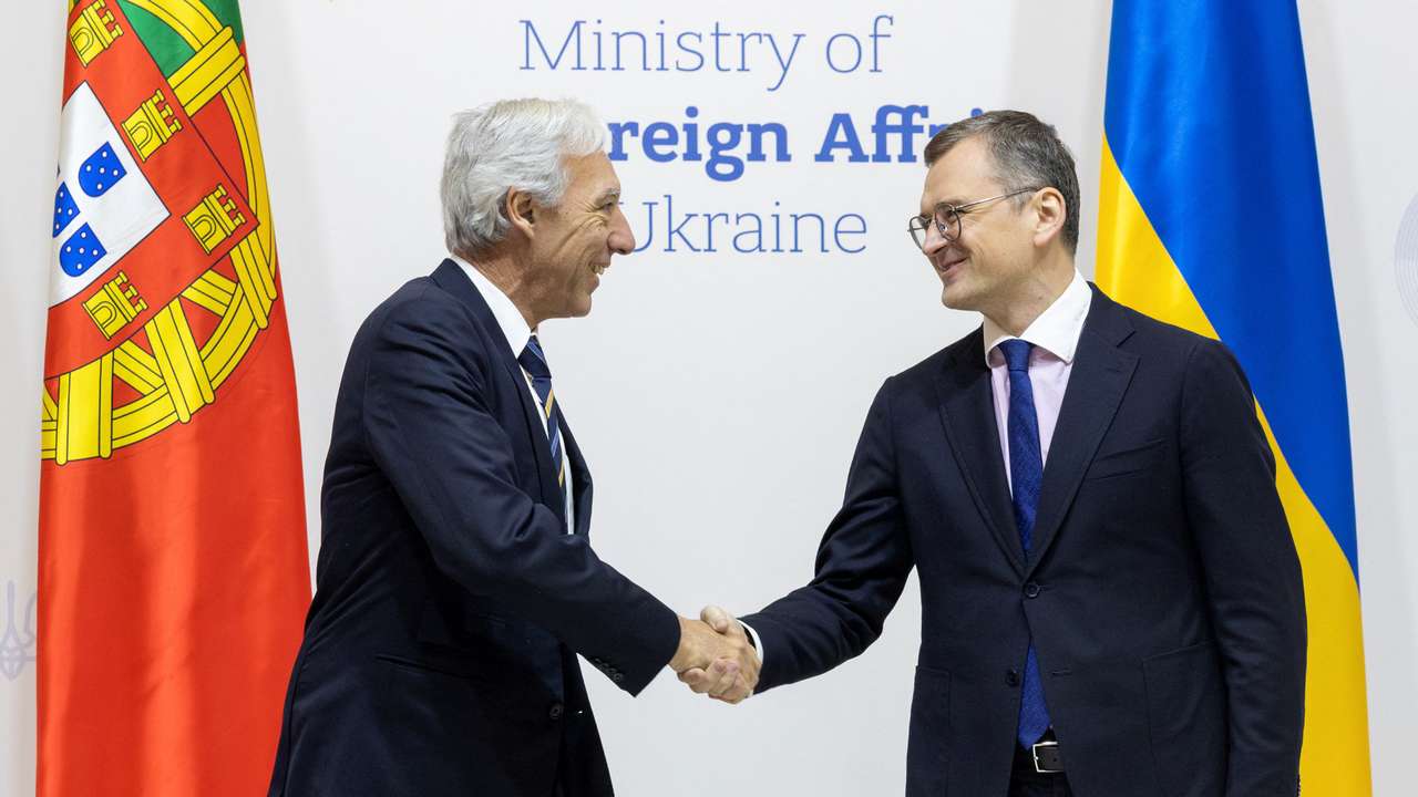 Ukrainian Foreign Minister Kuleba meets his Portuguese counterpart Gomes in Kyiv