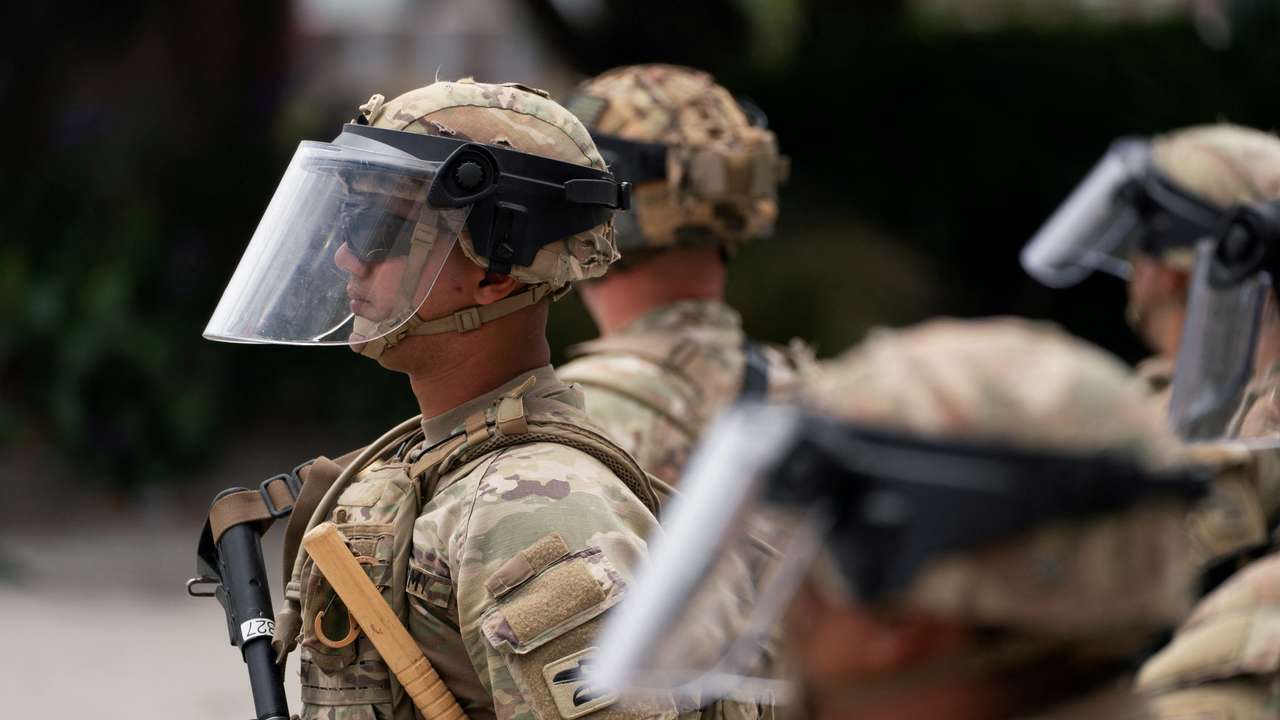 California National Guard in Los Angeles