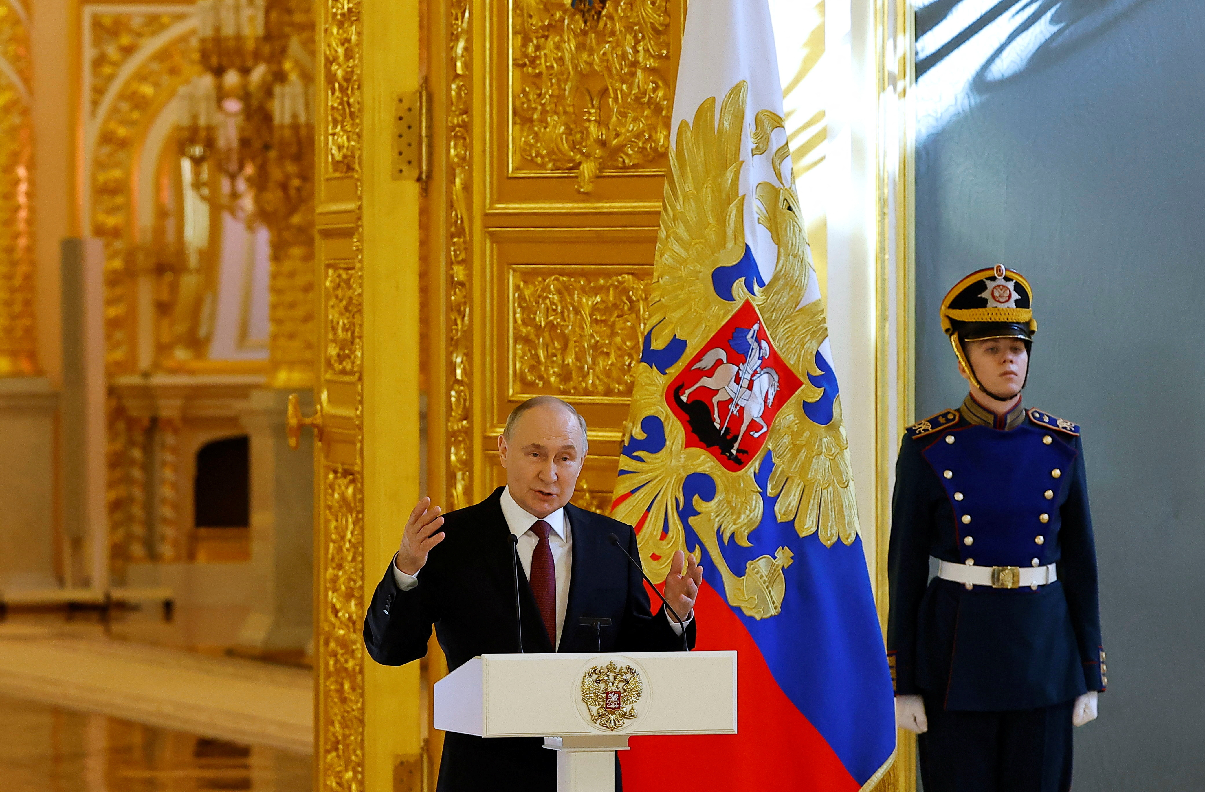 Russian President Putin meets with his election campaign confidants in Moscow