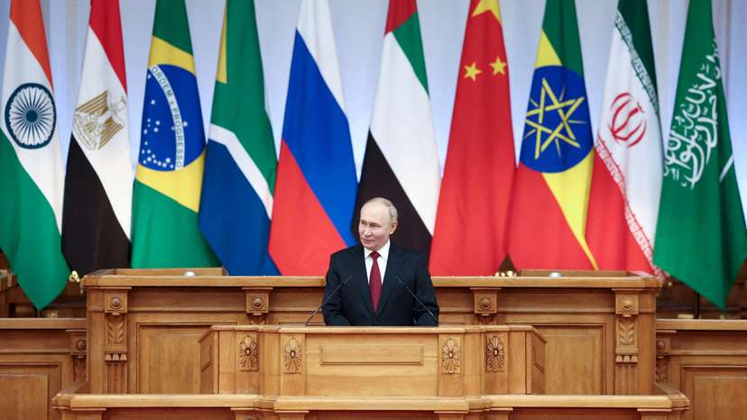 FILE PHOTO: FILE PHOTO: Russian President Vladimir Putin speaks at the BRICS Parliamentary Forum in Saint Petersburg