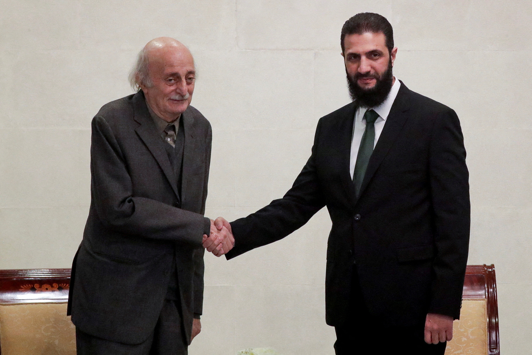 Lebanese Druze leader Walid Jumblatt visits Damascus