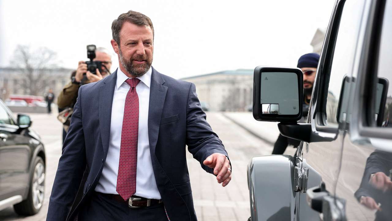 Trump taps US Senator Mullin to replace Noem as DHS chief