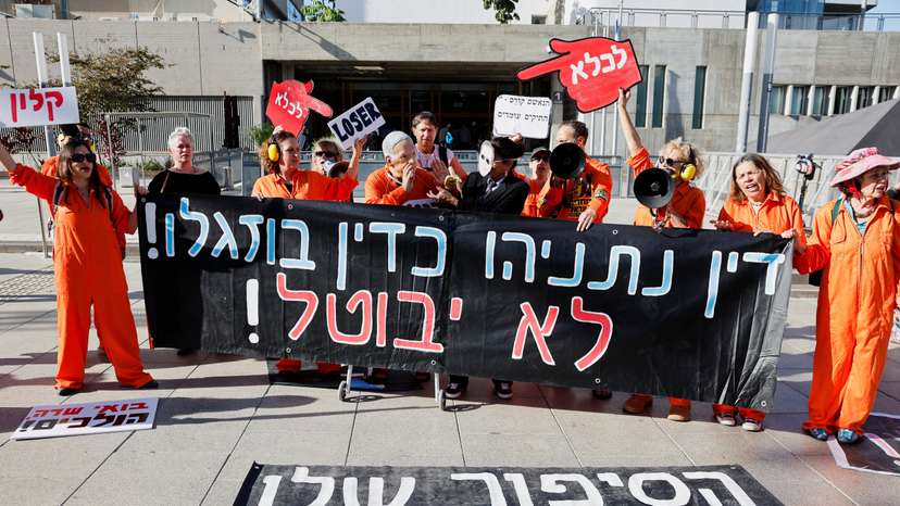 Israelis protest after Israeli PM Netanyahu requested President Herzog to pardon his corruption trial, in Tel Aviv