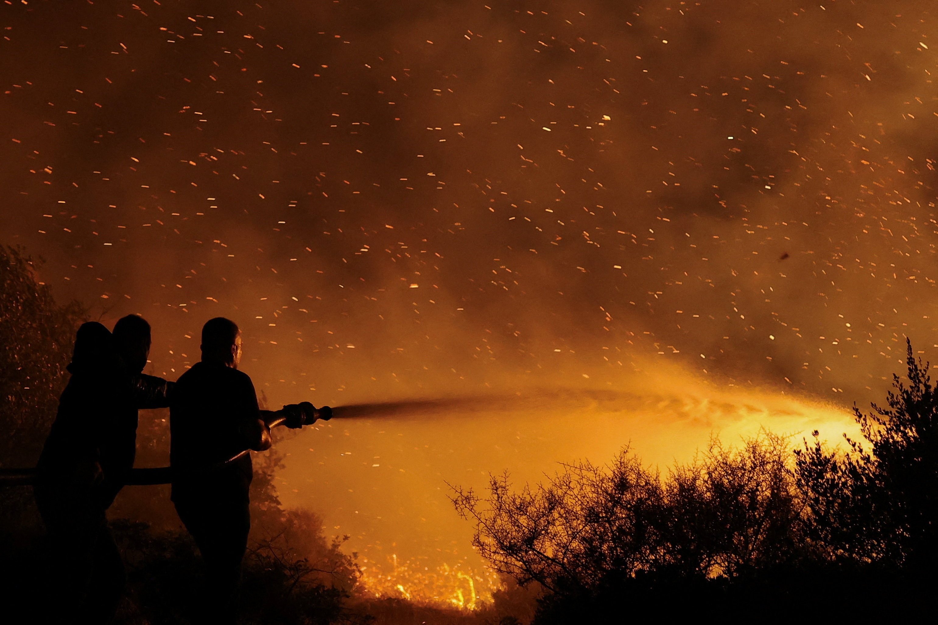 Wildfire in Keratea near Athens