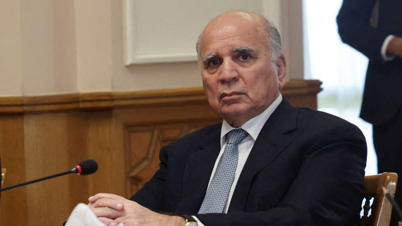 FILE PHOTO: Iraqi Foreign Minister Fuad Hussein attends a trilateral meeting with counterparts of Egypt and Jordan, in Cairo