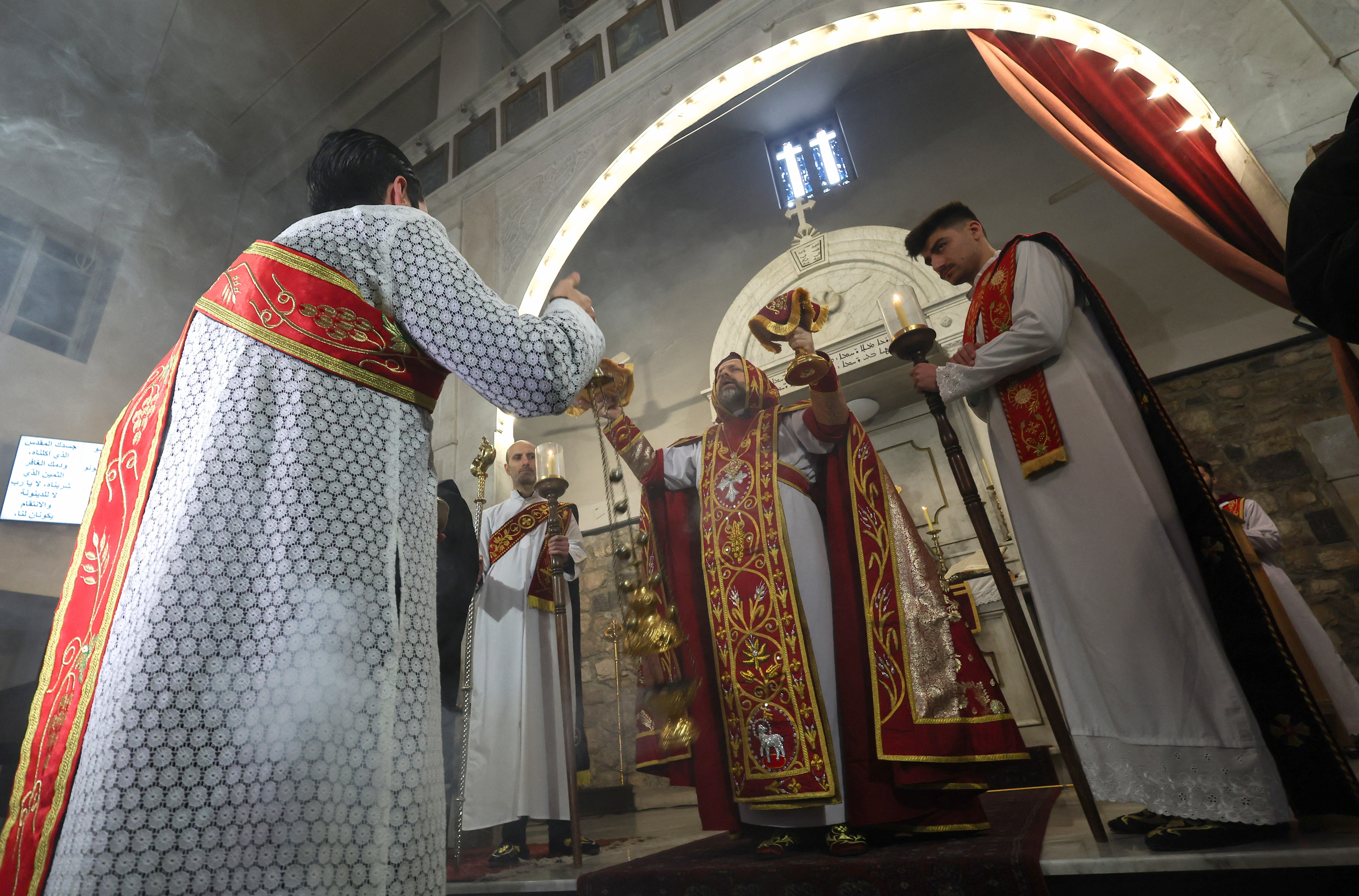 Morning mass in Damascus