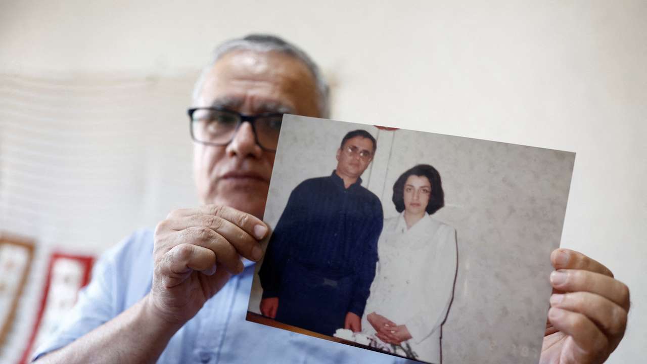 FILE PHOTO: Jailed Iranian activist Narges Mohammadi wins 2023 Nobel Peace Prize