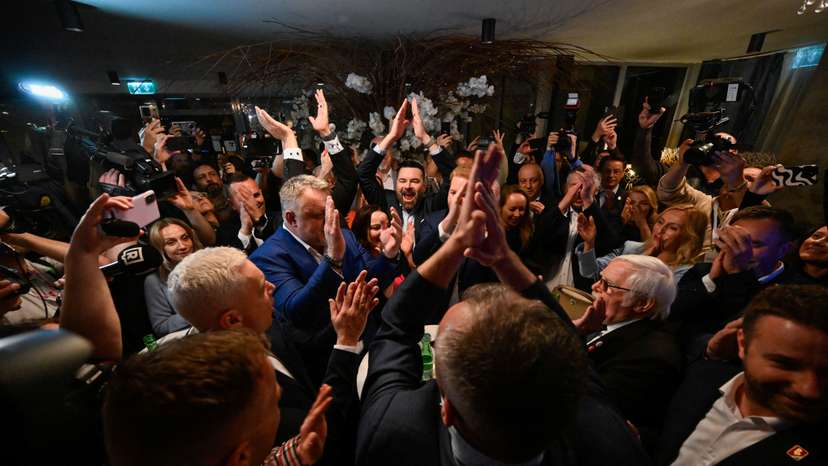 Slovakia holds presidential election run-off